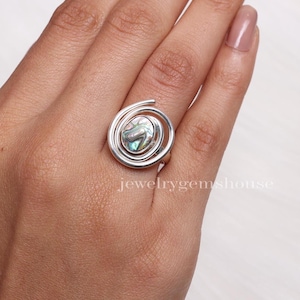 Pierścionek z muszli abalone, pierścionek ze srebra próby 925, pierścionek boho handmade, pierścionek spiralny, pierścionek dla kobiet, biżuteria hipisowska, prezent urodzinowy dla niej