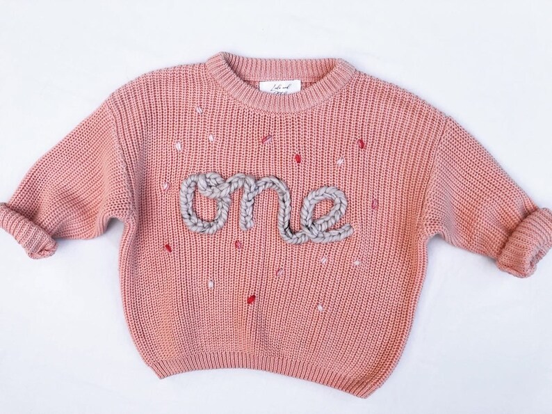 First Birthday Party Personalised Hand Embroidered Chunky Knitted Sweater, Cake Smash Outfit, Toddler Photoshoot Prop, Embroidery Sweater image 3