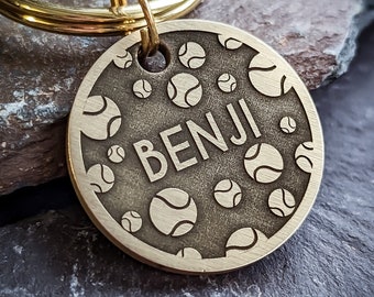 Etiqueta de perro de pelotas de tenis, etiqueta de perro grabada, etiqueta de perro personalizada, etiqueta de identificación personalizada, llavero de tenis, perros obsesionados con la pelota