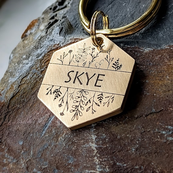 Leaves Dog Tag, Floral ID Tag, Personalised Dog Tag, Gift for nature lover, Engraved Dog charm, Chunky Tag for Dog Collar, Custom pet tag
