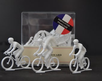 Cyclist figurine, 20 white