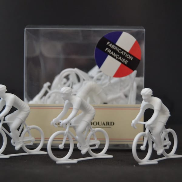 Cyclist figurine, 20 white