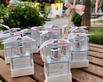 Wedding Favors Empty CUSTOM REED DIFFUSER Designed , Wedding Gifts For Guests, Engagement Gift, Welcome Baby Gift