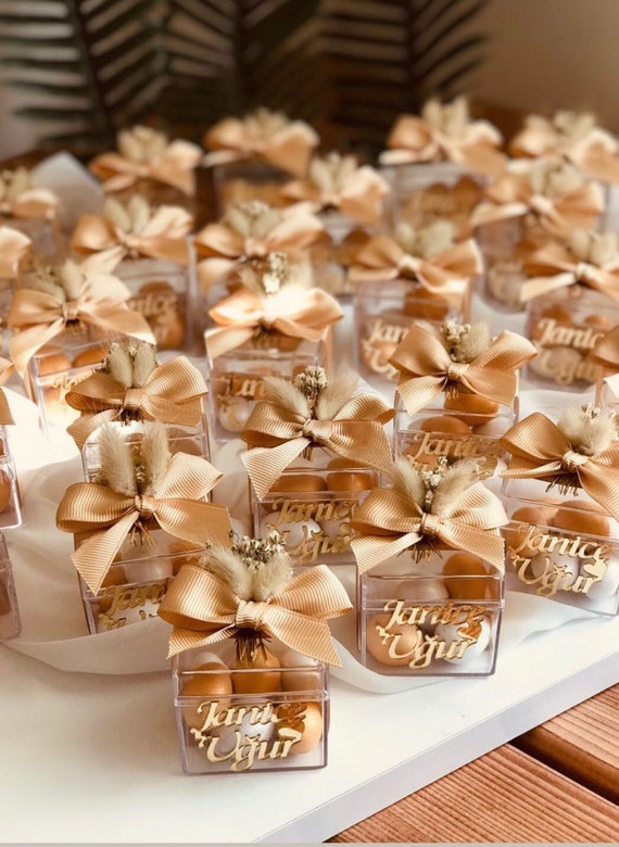 Special Gift Box with Chocolate Guest gifts candle for the wedding Special Gift Personalized Custom Wedding Luxury