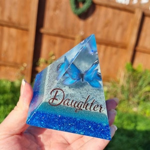 MINI MEMORIAL PYRAMID// Custom Eco resin pyramid, Cremains memorial, Pet ash keepsake, Memorial keepsake, Resin keepsake, Bereavement gift image 4