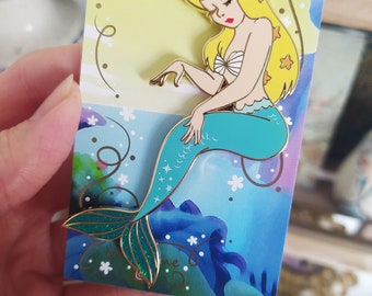 Lagoon Blonde Mermaid Pin - Peter Pan