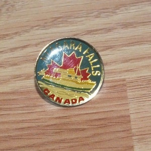 Vintage Enamel Niagara Falls Canadian Travel Souvenir Lapel Pin