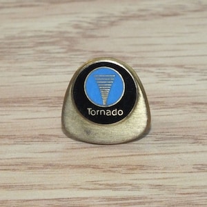Vintage Esco 1/10 10K Gold Tornado Collectible HTF Employee Lapel Pin