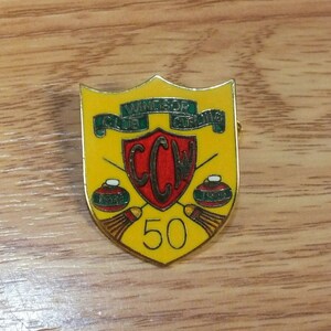 Vintage Windsor CCW Club Curling Collectible Shield Style Lapel Pin