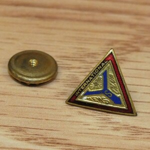 Vintage Small International Herren Club YS Sammlerstück Anstecker Anstecknadel Anstecker Anstecker