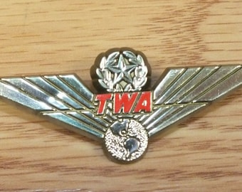 Vintage TWA Trans World Airlines Jr Pilot Plastic Flight Wings Lapel Pin