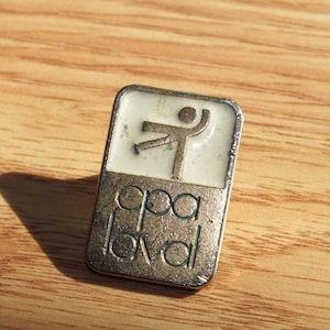 Gold Tone Vintage CPA Laval Collectible Canadian Souvenir Lapel Pin