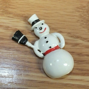 Vintage Corel Signed Collectible White Snowman With Broom Holiday Lapel Pin