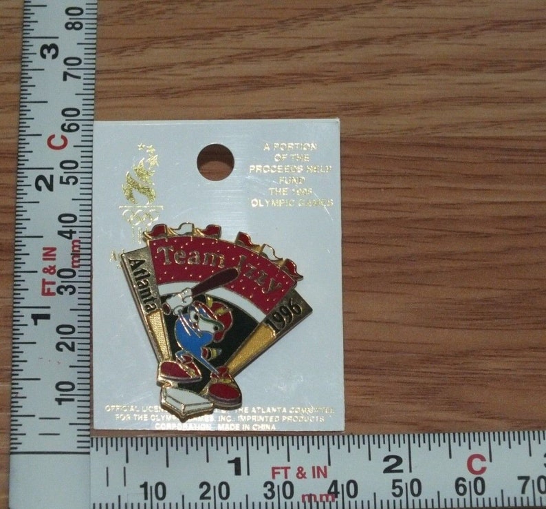 Vintage 1996 Team Izzy Atlanta Olympics Collectible Souvenir Lapel Pin image 3