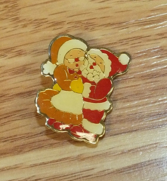Vintage Mr. & Mrs. Santa Clause Small Collectible 