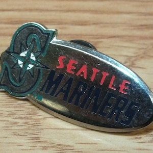 Vintage 1999 Seattle Mariners MLB Collectible Baseball Sports Lapel Pin