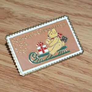 Vintage Stamp Style Season&#39;s Greetings USA 1981 Collectible Christmas Lapel Pin