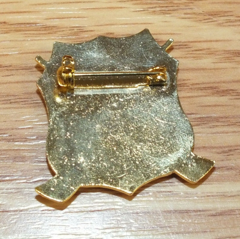 Pin's Vintage Club De Curling Canadien – Écosse 1926 (Bon état)