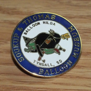 Soukup & Thomas Hilda Hot Air Balloon Museum Tyndall, SD Collectible Lapel Pin