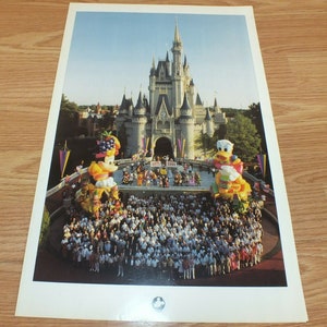 Disney Eyes & Ears Cast Member Exclusive Volume 21 #43 1991 Castle Cast Photo