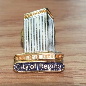 Vintage City of Regina Collectible Travel Souvenir Lapel Pin