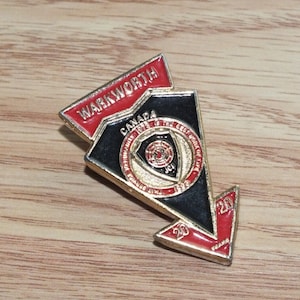 1993 Vintage Warkworth That Service to Humanity Collectible HTF Canada Lapel Pin