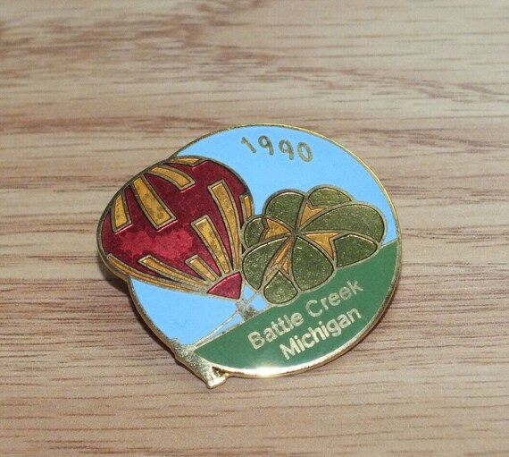 Vintage 1990 Battle Creek Michigan Collectible Hot Air Balloon Lapel Pin
