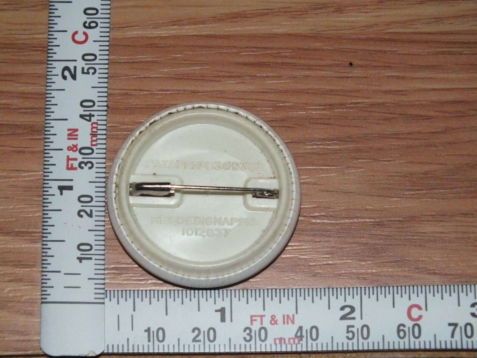 ウィンブルドン　ボタン　THE CHAMPIONSHIPS WIMBLEDON The Champions Wimbledon Lapel Pin VINTAGE Tennis 1