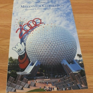 Disney Eyes & Ears Cast Exclusive Volume 29 #40 1999 Millennium Celebration