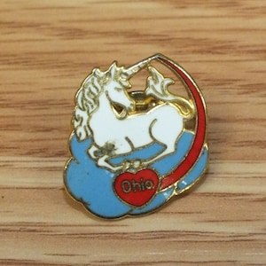Vintage Heart Cloud Unicorn Ohio Collectible Enamel Lapel Pin