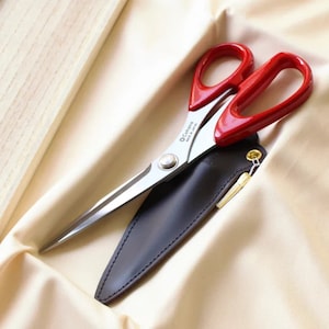 Cohana-Seki Sewing Shears with Lacquered Handles (Shunuri)