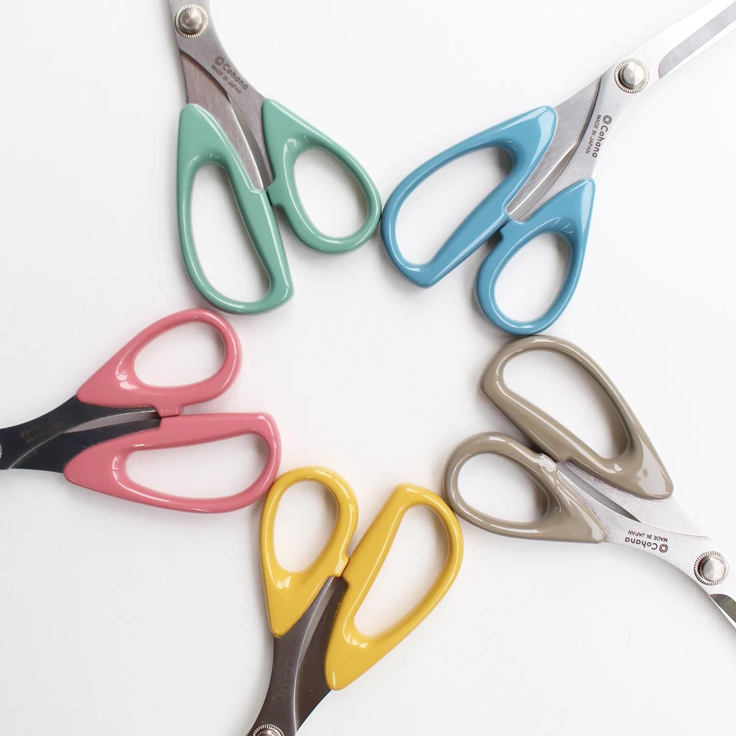 co_hana♡ Cohana-seki Sewing Shears With Lacquered Handles in 5 Colours