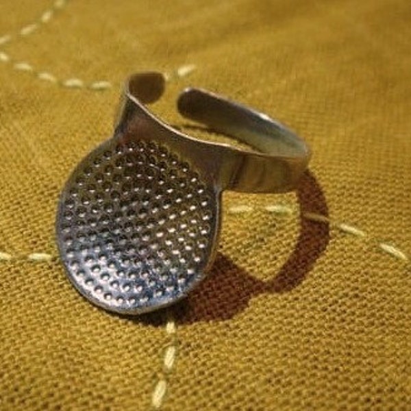 Clover Adjustable Ring Thimble for Sashiko