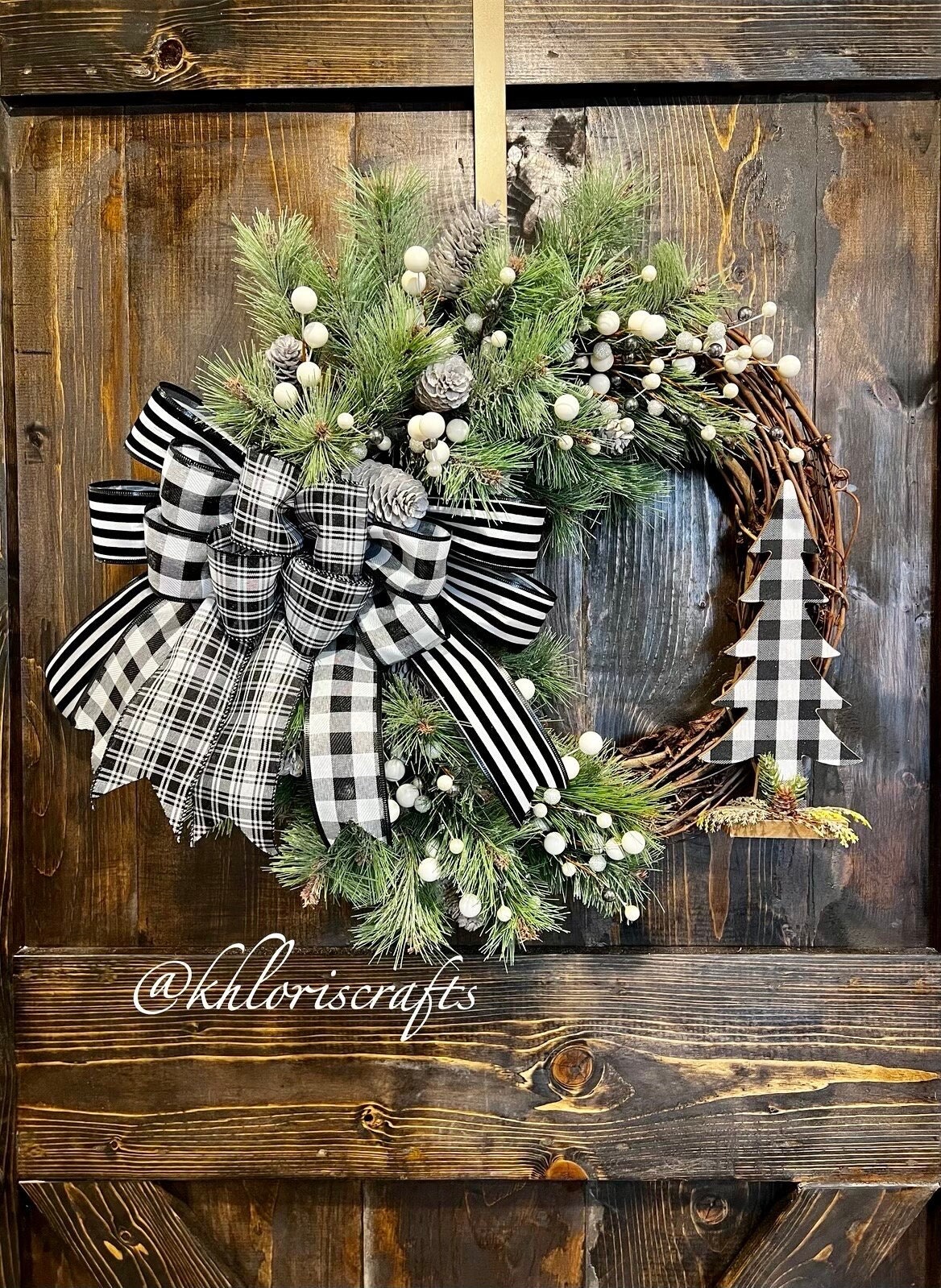 20 Christmas Wreaths for Your Front Door 13 Frosted Christmas Wreath Buffalo Check Plaid Black White Bow,…