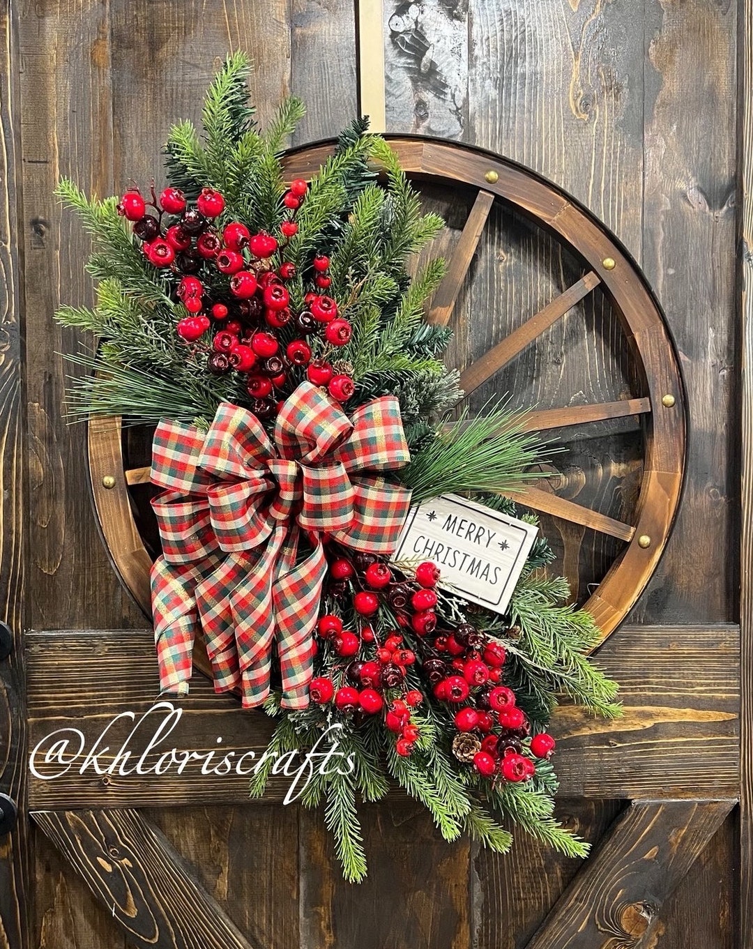 Christmas Wreath Wagon Wheel Wreath Pinecone Red Berries Christmas Il 1080xN.5577889094 P8qq
