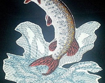 Jumping Muskie Bordado Iron On/Sew Patch 5.3" x5.5"