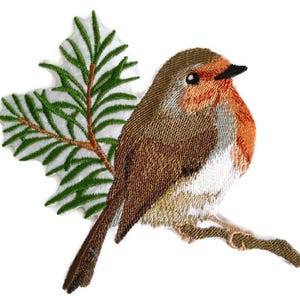 Single European Robin Bird Embroidered Iron on/Sew patch [4.3" X 4.9"]