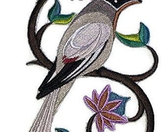 Single Perching Pretty Cedar Waxwing Bird Brodé patch [4.2 « X 6"]