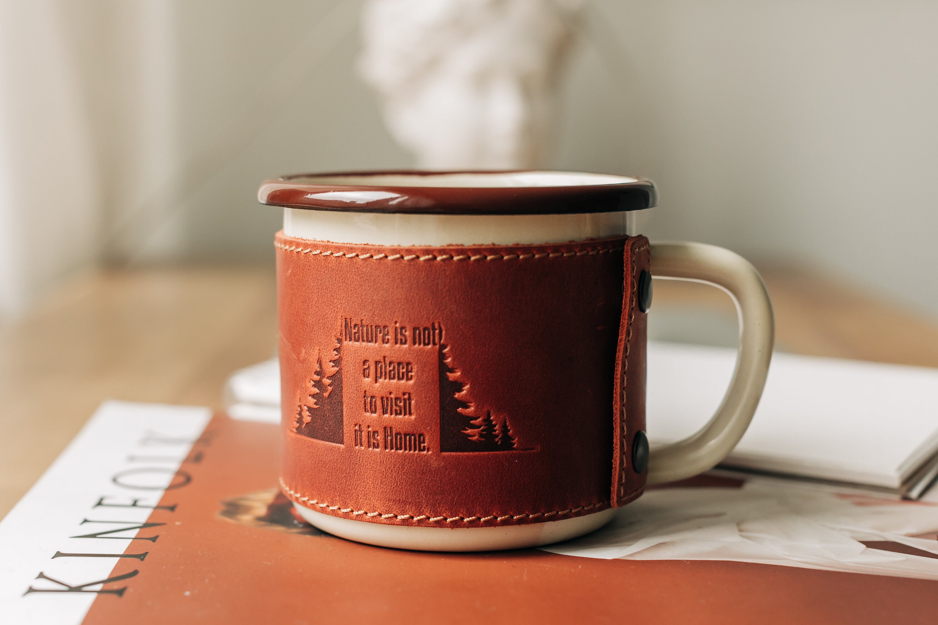 Enamel Mug With Cover & Removable Leather Handle - Galen Leather