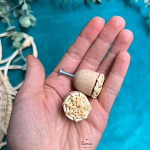 Mini 2.5cm diameter Nursey Rattan Dresser Knobs Round Wooden Drawer Knobs Handmade Wicker Woven And Screws For Boho Furniture Knobs