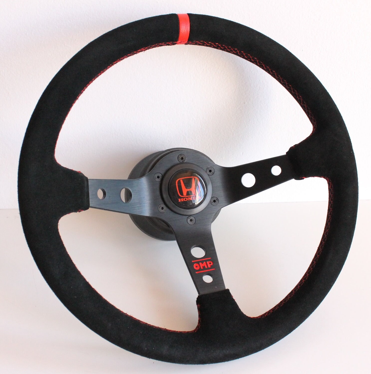 ステアリングホイールはホンダに適合します。中古カスタムリビルド