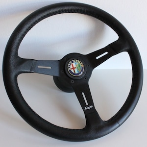 Ratt passar till Alfa Romeo Spider läder 360 mm Classic Vintage Handmade 1990-1994