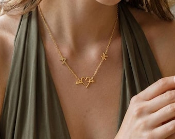 Personalized Initial Necklace with Heart Arrow, Minimalist Gold Letter Necklace, Romantic Gift for Her, Letter Necklace Gift for Wife