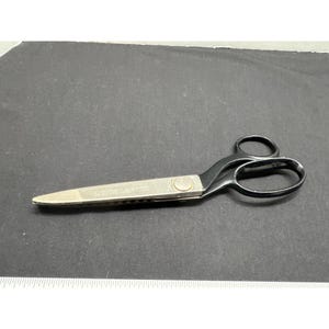 Vintage Wiss Pinking Shears Scissors CB 9" USA Made Steel Blades Sewing & Crafting Tool