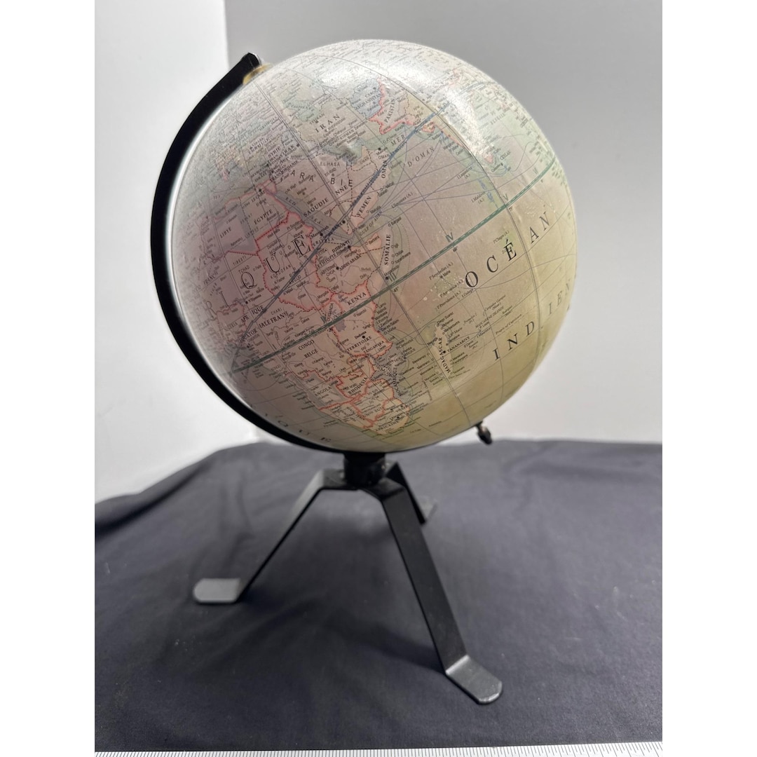 フランス ヴィンテージ 地球儀 高さ約46.5cm インダストリアル ヴィンテージ地球儀 Terrestre Geographes - パリ版 フランス メタル