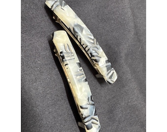 Horquillas francesas vintage para el cabello, color gris jaspeado y blanco, 6,35 cm (2,5 pulgadas), juego de 2, hechas en Francia.