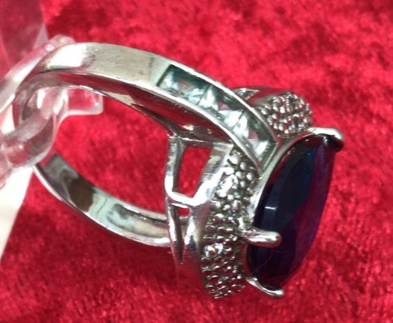 Sterling Silver Blue Faceted Gem Ring - image 6