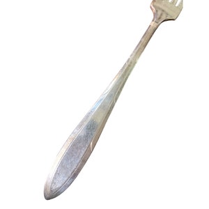 Reverie (Silver Plate, 1937) by oneida Nobility Plate Dinner Fork Glossy