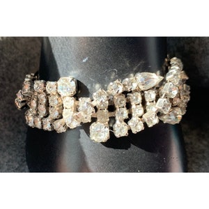 Rhinestone Bracelet Clasp Closure  7.5&quot; Length Colorless Stones, Silver Tone Metal   Silver Tone Metal, Rhinestones