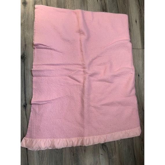 Unbranded 72 X 92“ Twin Double Acrylic Pink Blanket Satin Edge 70s